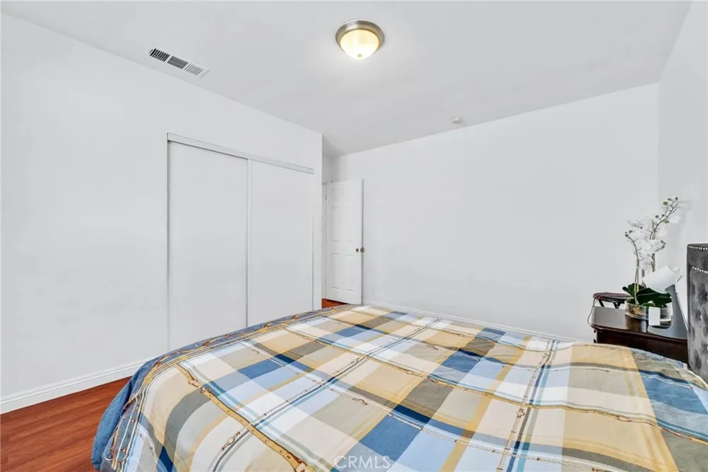 235 S Azusa West Covina, CA 91791